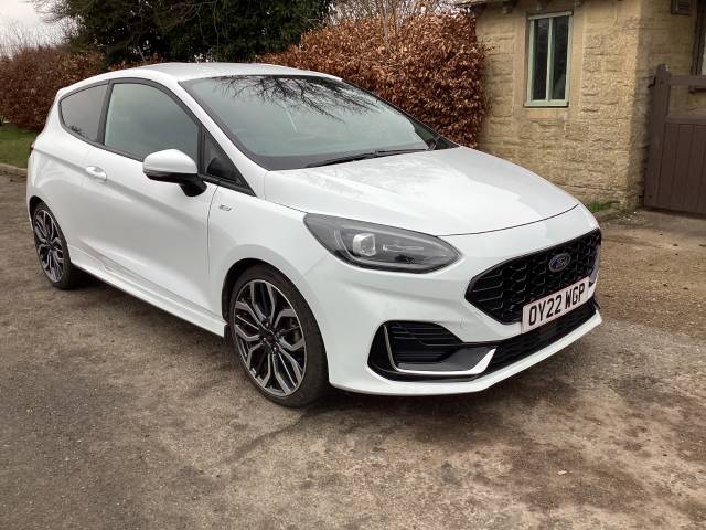 Ford Fiesta 1.0 EcoBoost Hybrid mHEV 155 ST-Line Vignale 3dr Hatchback Petrol White