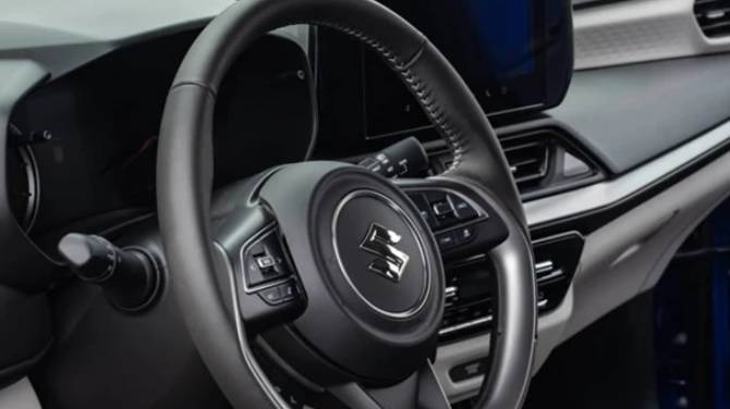 Suzuki Swift - Interior